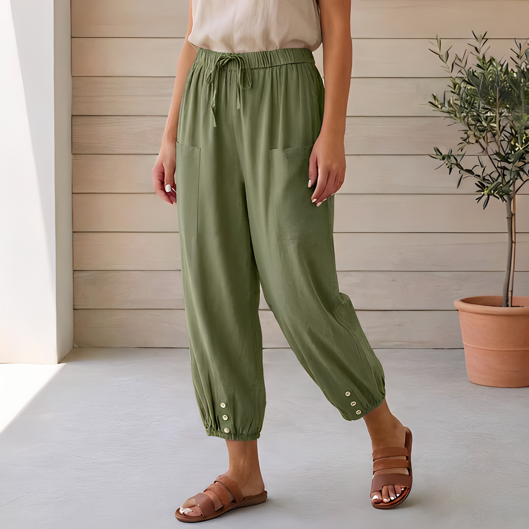 Moda feminina: Calça cropped de cintura alta. Estilo descontraído e amplo, ideal para looks de verão com conforto.