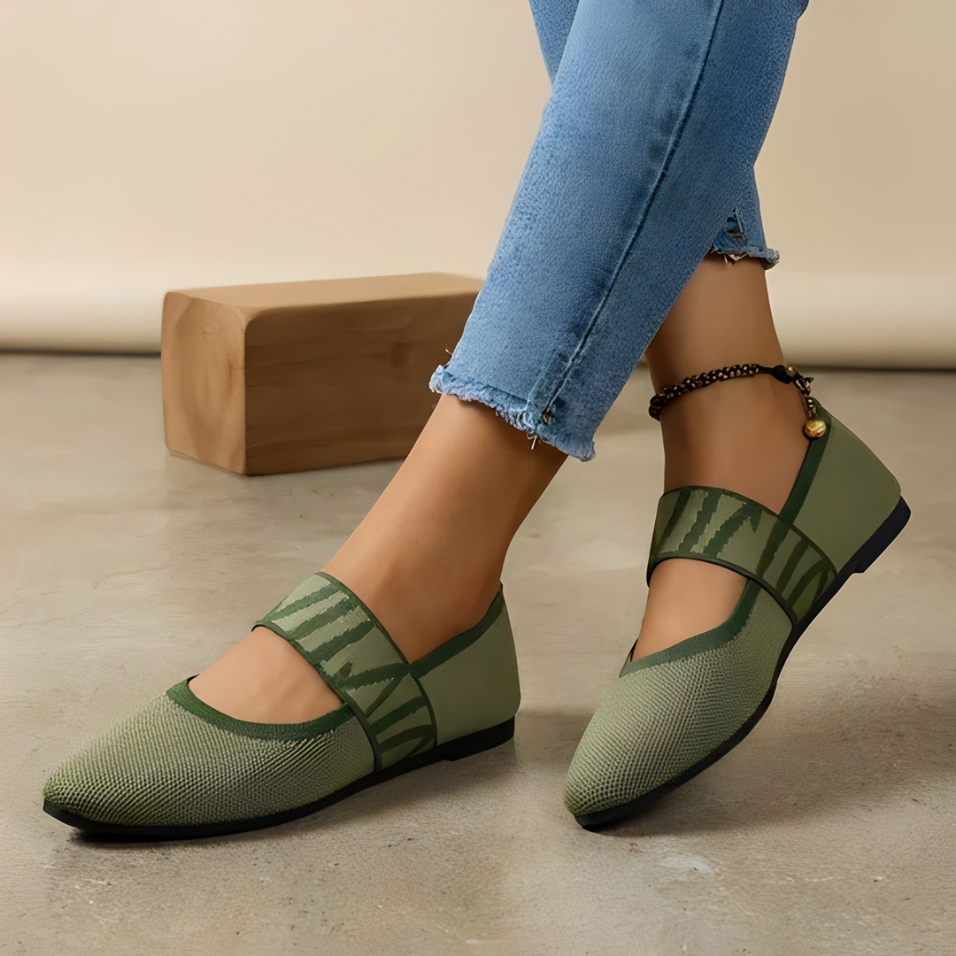 Sapatos femininos de estilo chic, ideais para primavera e verão. Conforto e elegância para um look moderno e casual.