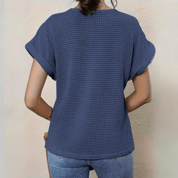 Blusa feminina versátil com renda, estilo Ibiza. Para um look elegante e casual chic no verão ou outono.