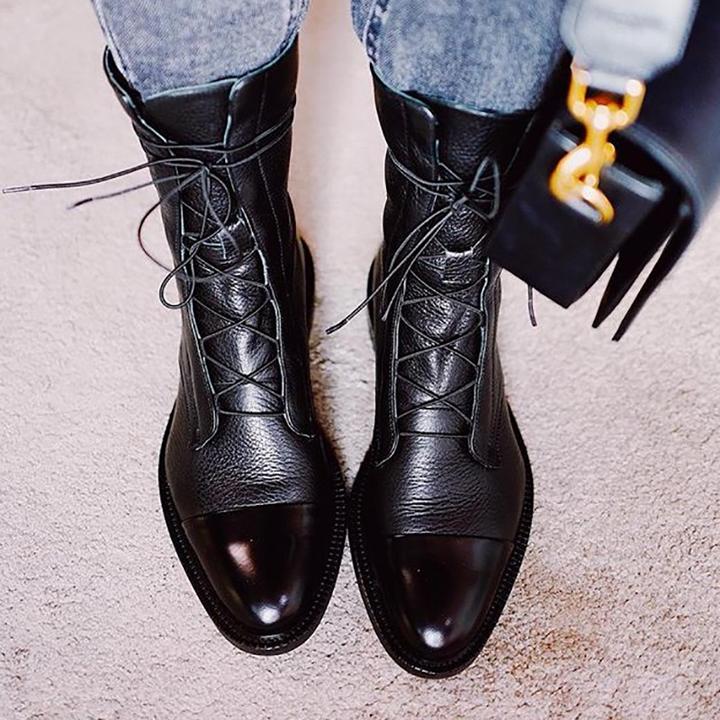 Confortáveis botas femininas de salto alto, estilo atemporal, adequadas para moda inverno e uso diário.