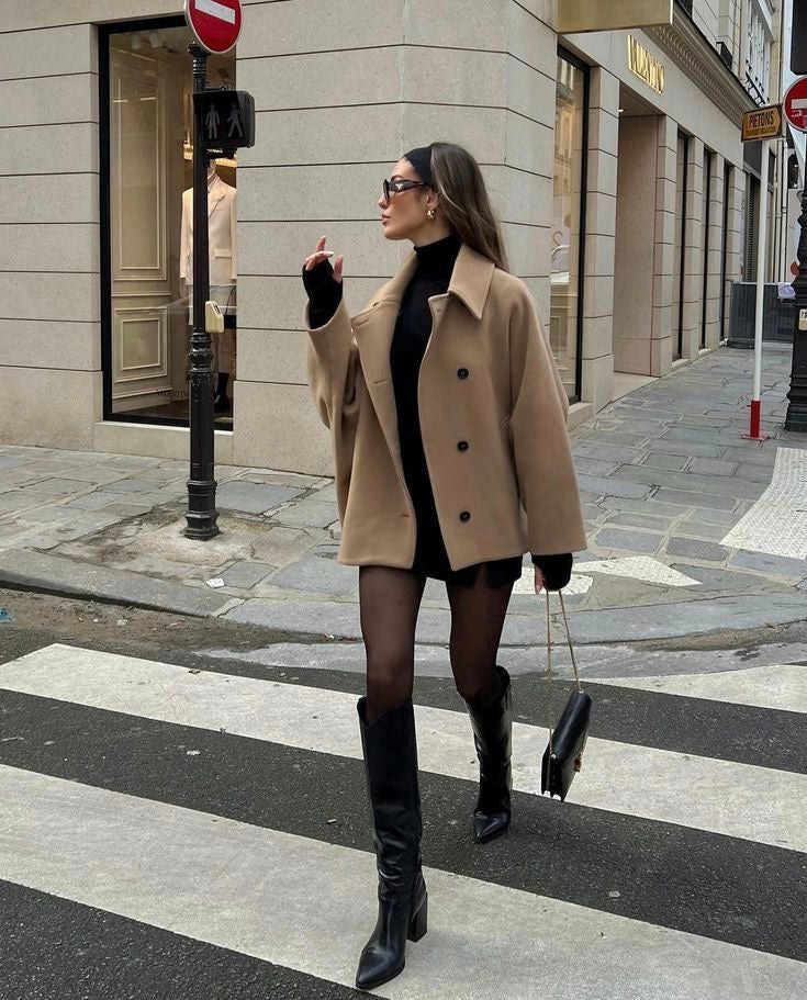 Casaco feminino oversized quente e estiloso para outono, ideal para conforto e moda.