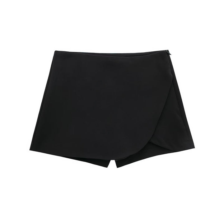 Saia Curta Feminina bege, cintura alta e calção integrado. Um toque elegante para seu estilo.