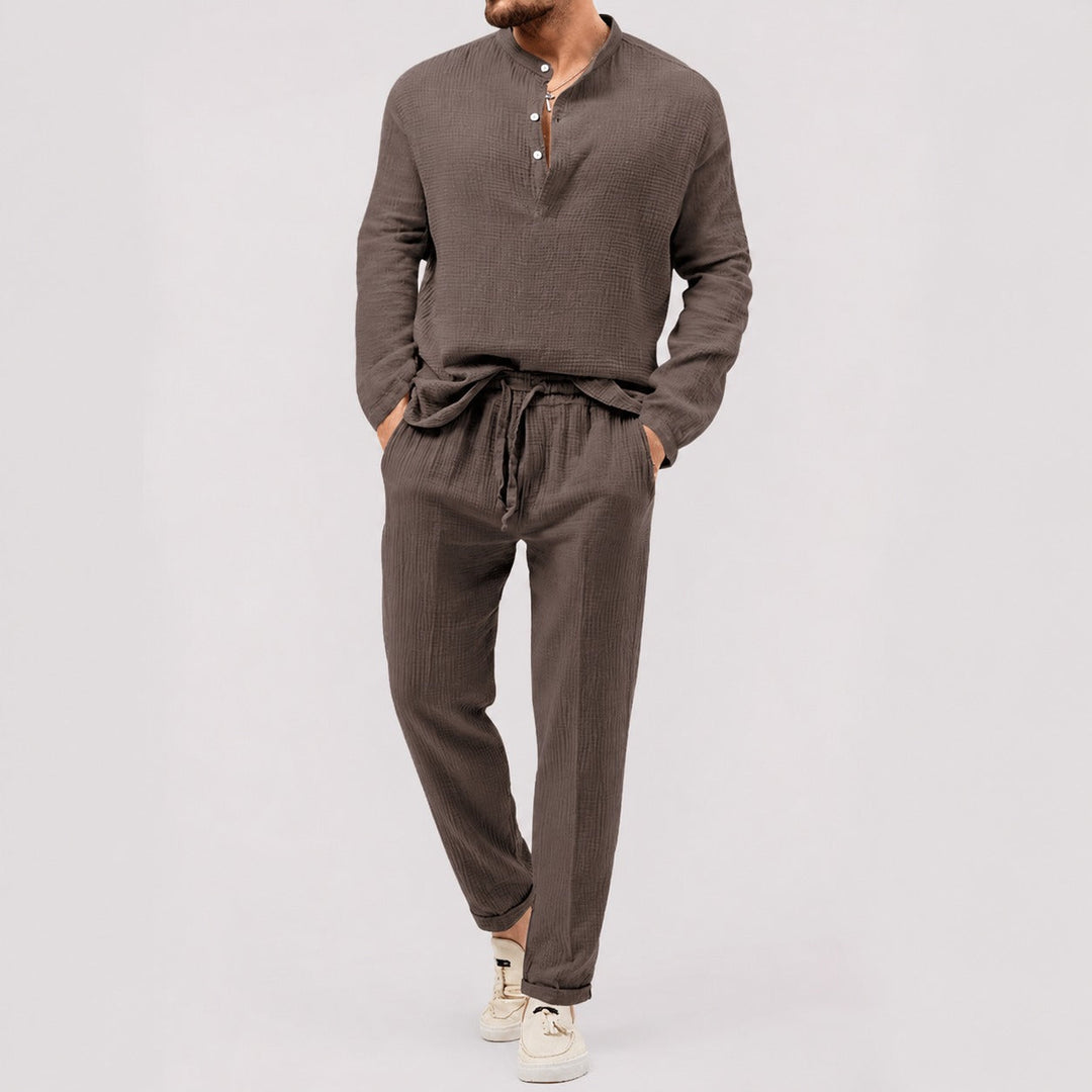 Conjunto masculino casual para o dia a dia e viagens, duas peças que proporcionam máximo conforto e estilo relaxado.
