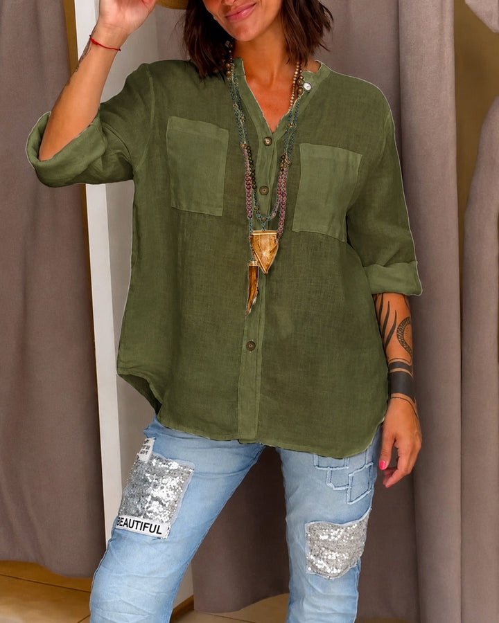 Roupa feminina: camisa casual solta Farrah, ideal para looks de verão e primavera, versátil e confortável.