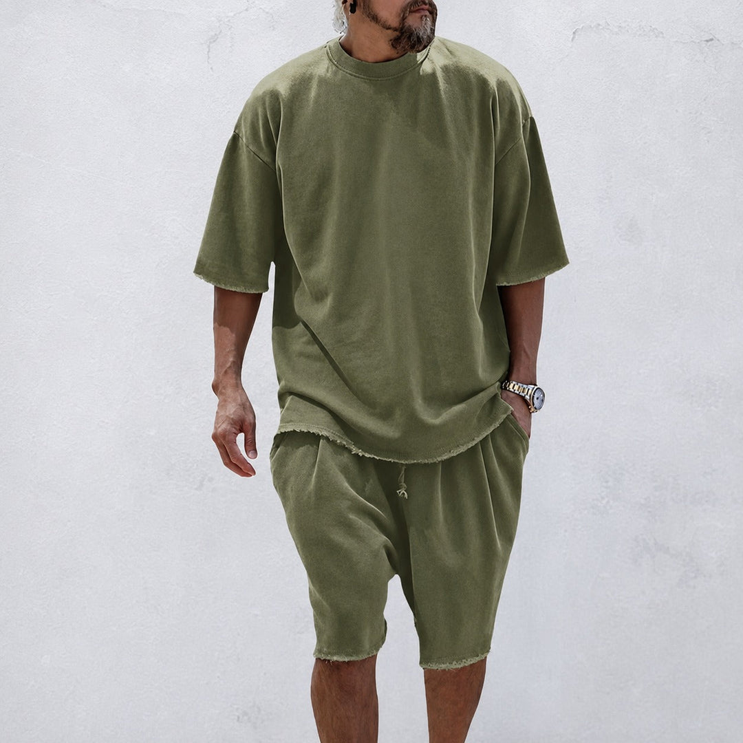 Conjunto Relaxado Masculino de Verão, oferecendo máximo conforto e estilo casual para viagens.