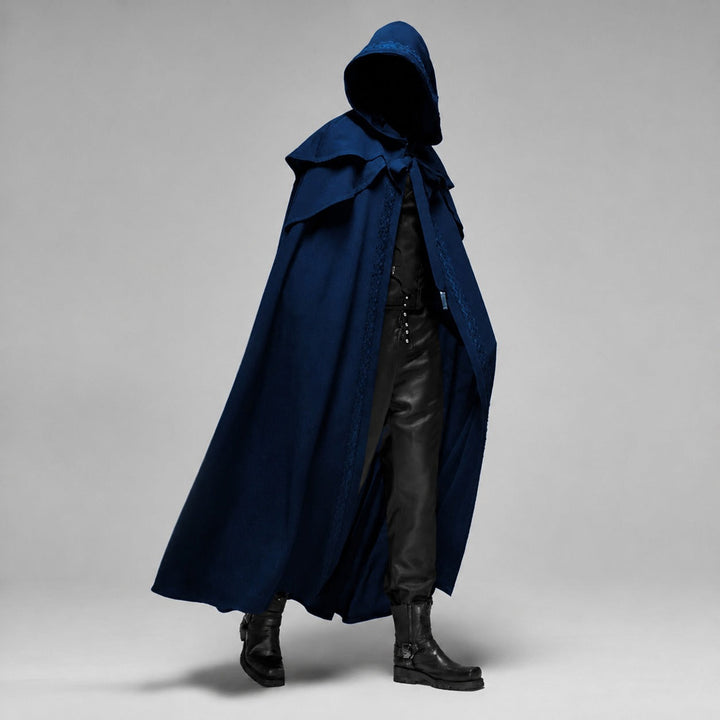 Capa masculina gótica vermelha com capuz, criando um look dramático para eventos e festas a fantasia.