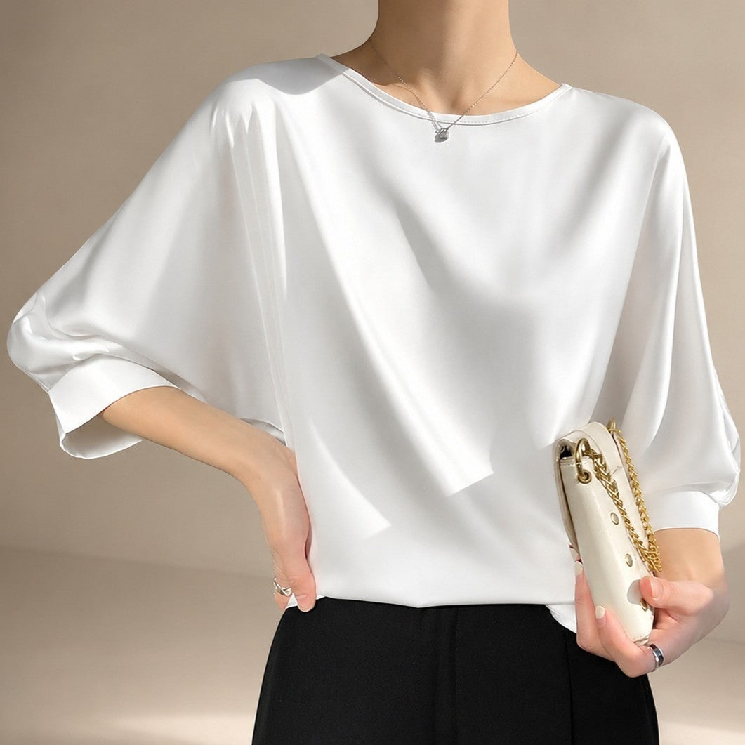 Blusa feminina de caimento solto, super confortável e elegante, ideal para o verão. Roupa feminina casual e chique.