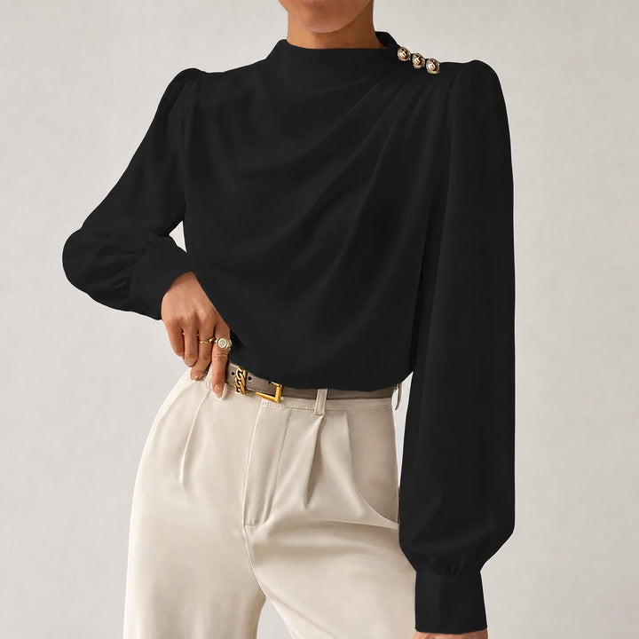 Moda verão: Blusa feminina com caimento solto. Elegância e conforto, perfeita para um estilo casual moderno.