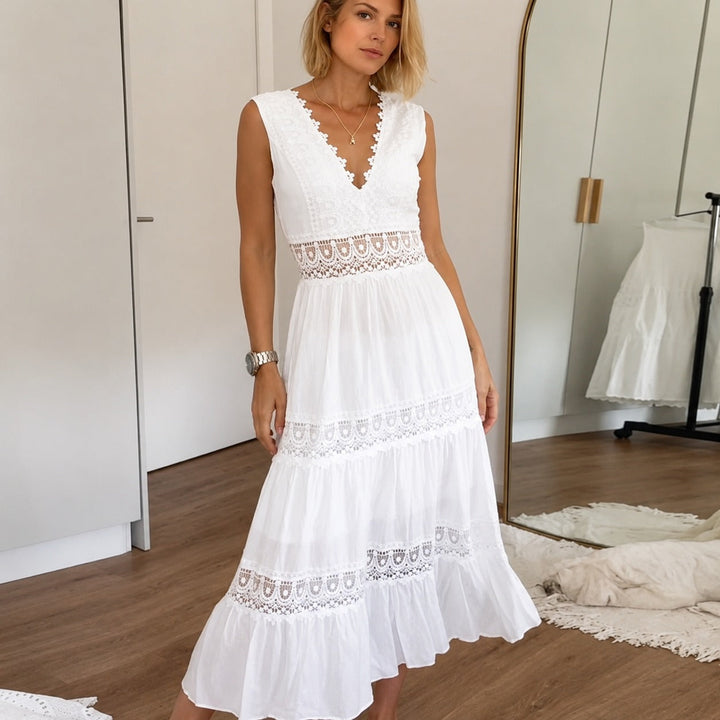 Vestido midi branco feminino com estilo elegante, ideal para o verão e diversas ocasiões. Moda feminina sofisticada.
