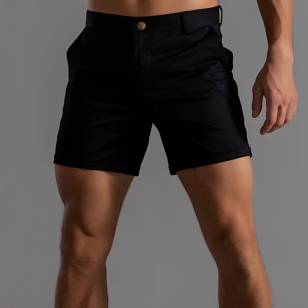 Roupa casual de verão: calções masculinos leves para praia e piscina. Perfeito para conforto e estilo descontraído do homem.
