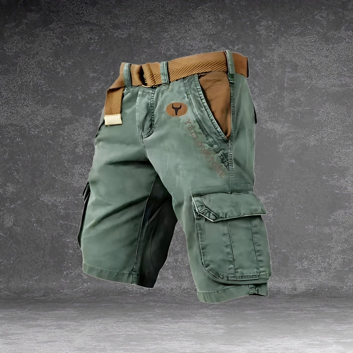 Bermuda cargo masculina Cole caqui. Perfeita para um look casual de verão com conforto e estilo.