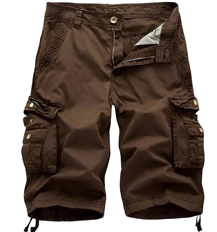 Detalhe do tecido dos shorts cargo masculinos. Leve, confortável e ideal para a moda de verão.