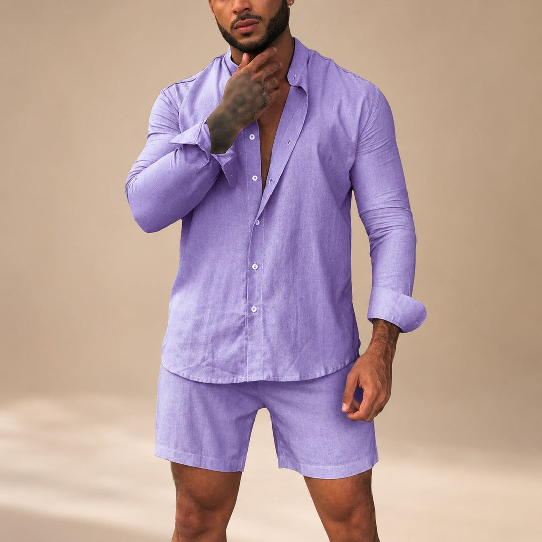 Conjunto masculino de verão com camisa e shorts confortáveis, perfeito para um estilo casual e descontraído.