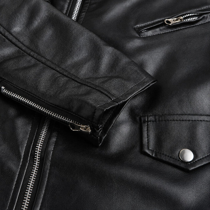 Jaqueta biker masculina Henrik, estilo moderno e casual para outono/inverno. Perfeita para looks do dia a dia.