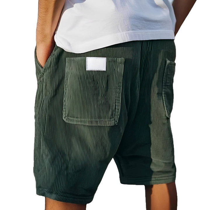 Bermuda masculina canelada casual, unindo conforto e estilo moderno no dia a dia. Versátil.