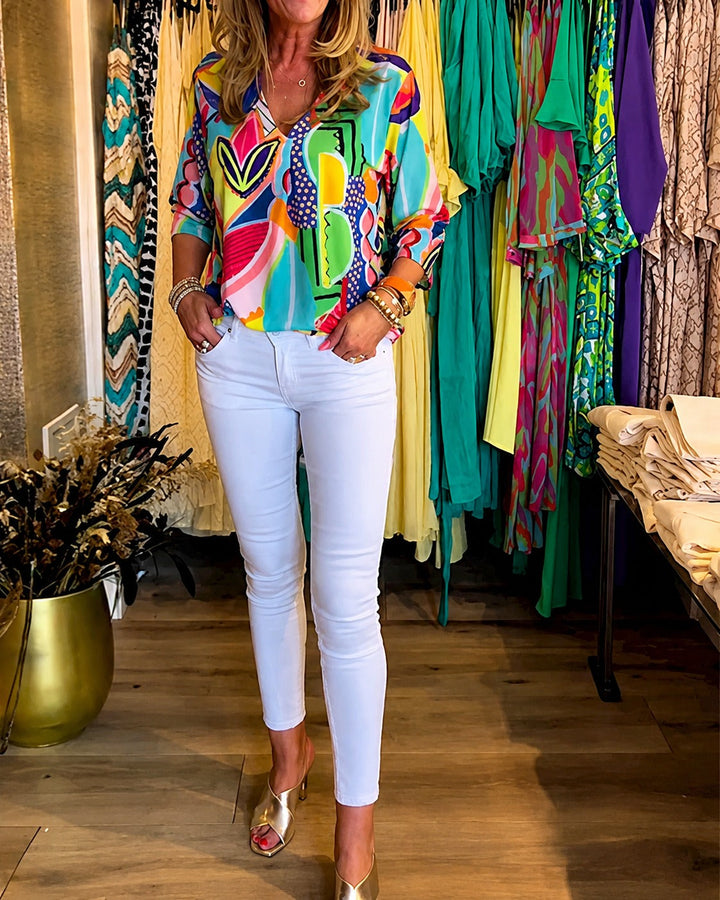 Blusa feminina confortável e solta com manga longa. Perfeita para um visual elegante e descontraído, moda outono inverno.