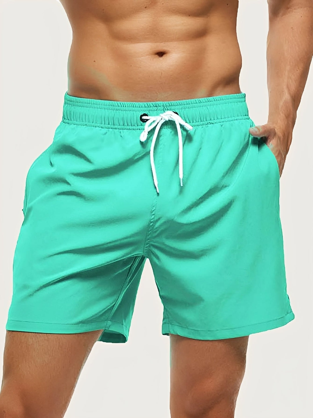 Calções de banho masculinos de secagem rápida, ideais para praia e piscina no verão, com design confortável.