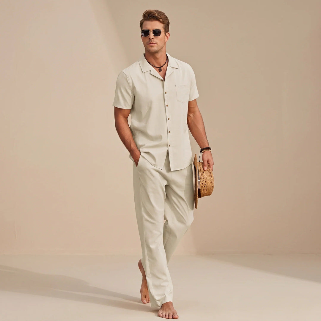 Outfit masculino casual e confortável para o verão, conjunto relaxado de camisa e calça.