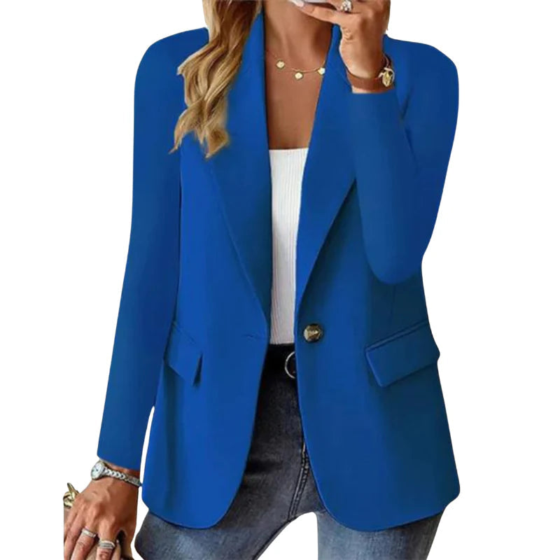 Blazer elegante feminino em tom pastel, ideal para roupa de trabalho ou eventos formais. Jaqueta versátil.