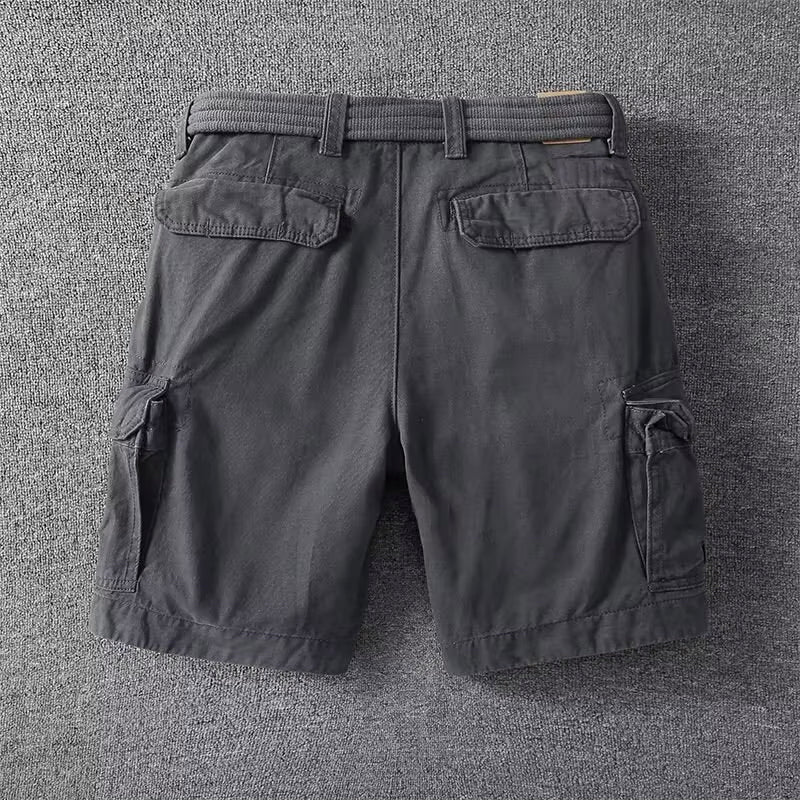 Shorts cargo masculino resistente para viagem, com muitos bolsos para itens essenciais. Perfeito para o verão.