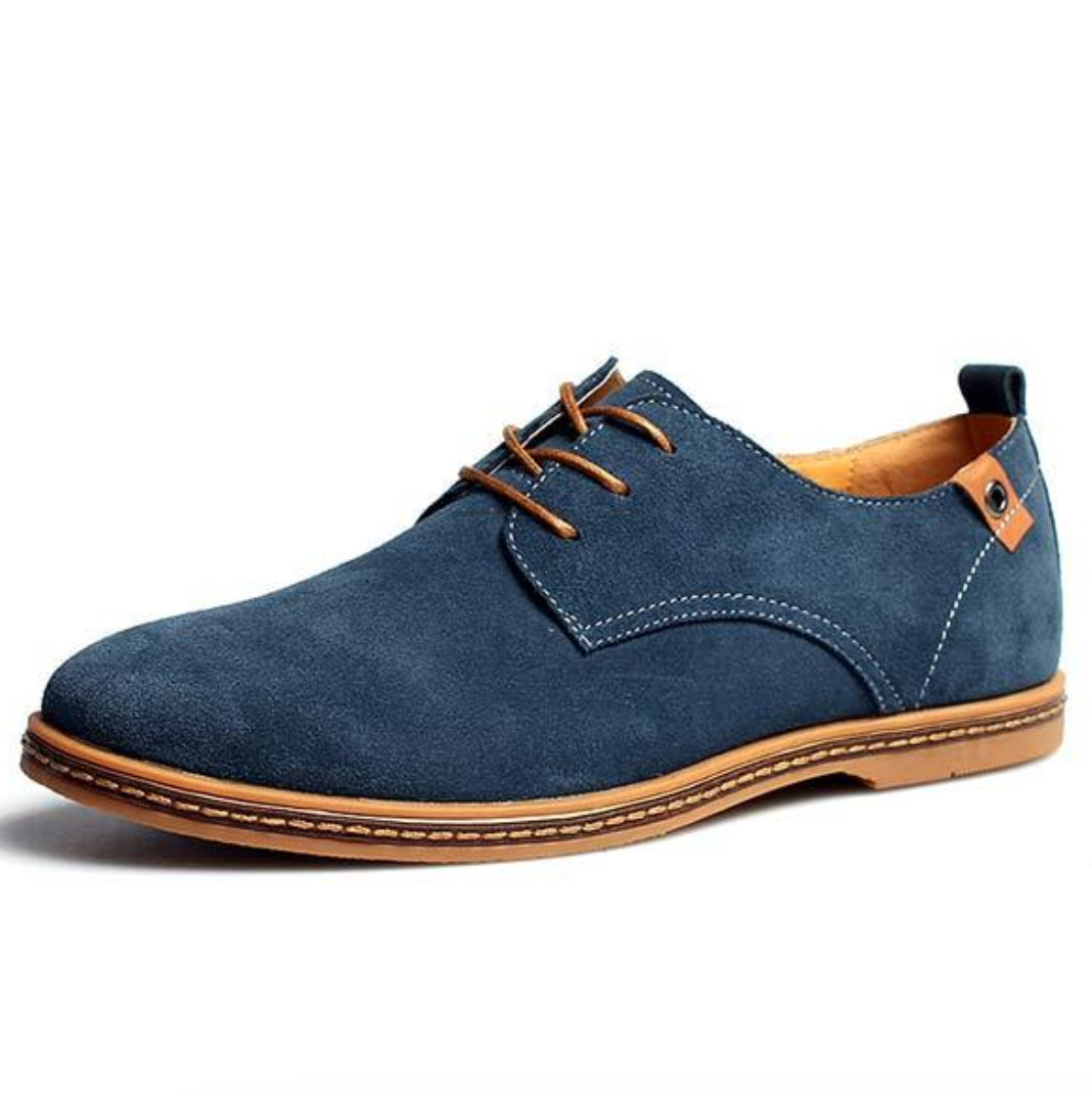 Sapatos masculinos elegantes e confortáveis, ideais para escritório e eventos sociais. Estilo versátil para o homem.