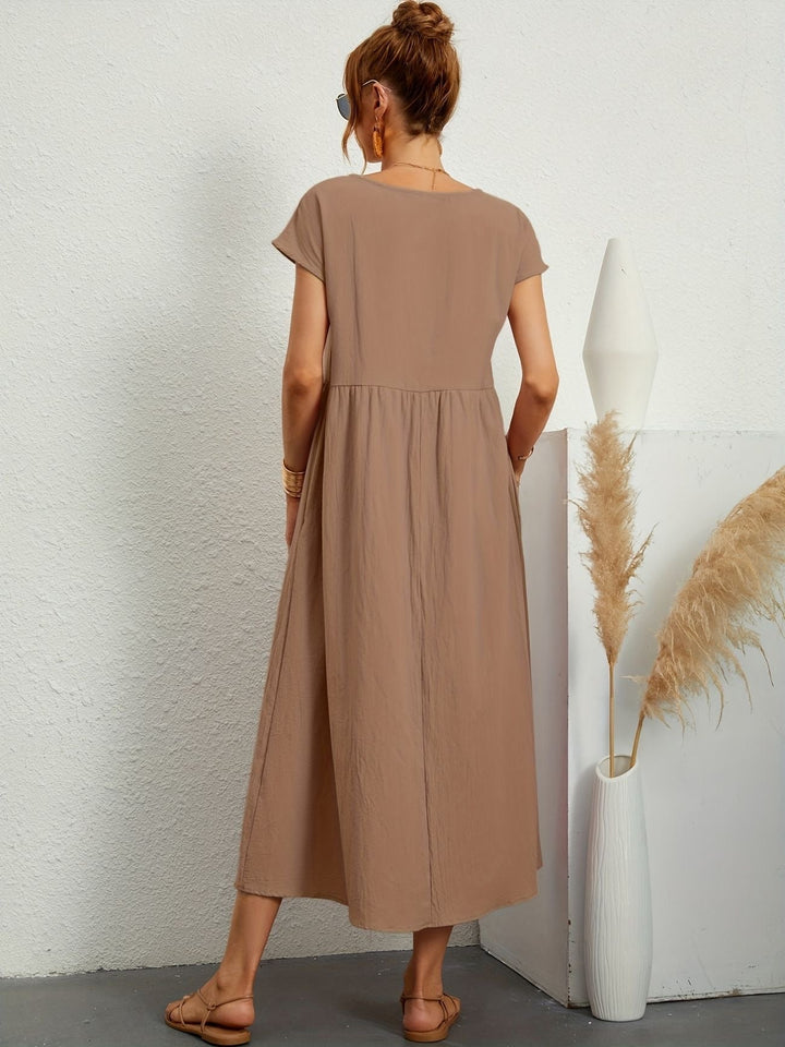 Roupa feminina de verão: vestido elegante, fluido e confortável, com caimento ideal para mulher.