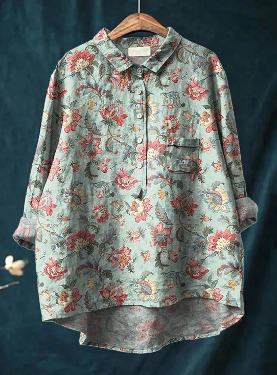 Blusa feminina estampada floral clássica. Moda verão versátil, para um look elegante e confortável em qualquer ocasião.