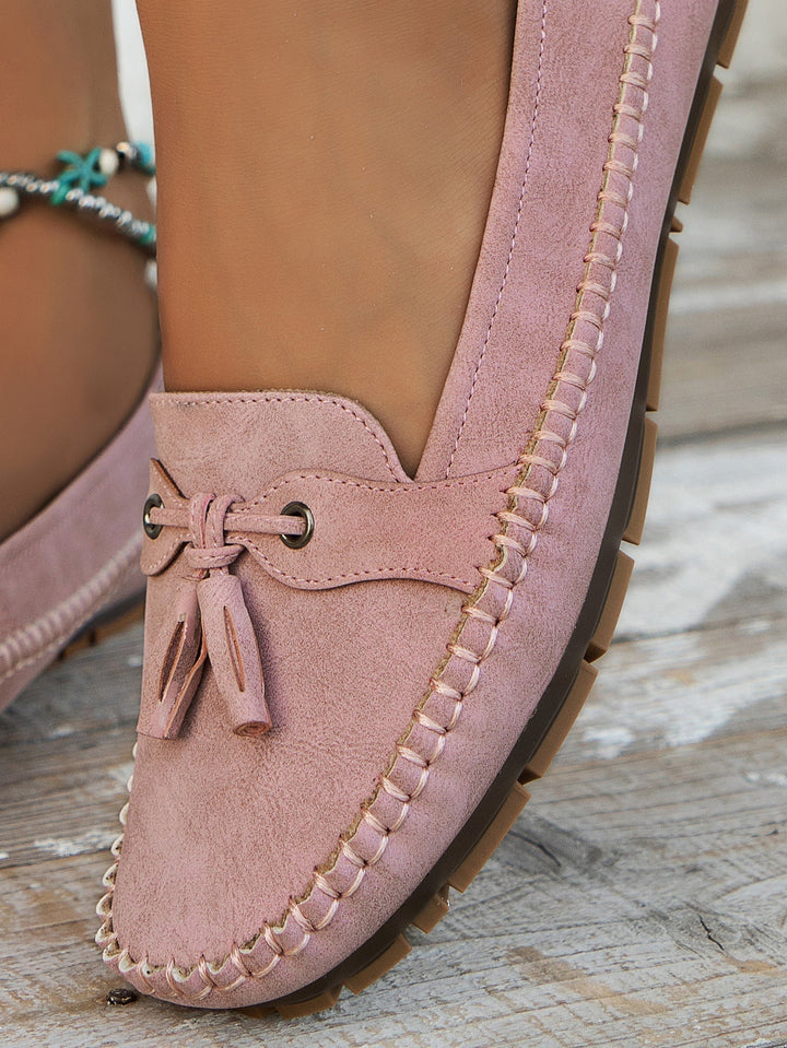 Mocassim feminino Elisa, design sofisticado e perfeito para o dia a dia.