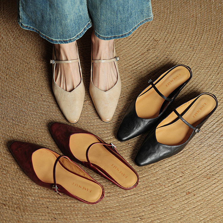 Sapatos de senhora Orella com tacão, conforto e elegância, estilo clássico com ponta afilada.