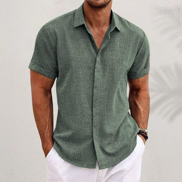 Camisa masculina manga curta casual. Roupa leve de verão, sinônimo de conforto e estilo.