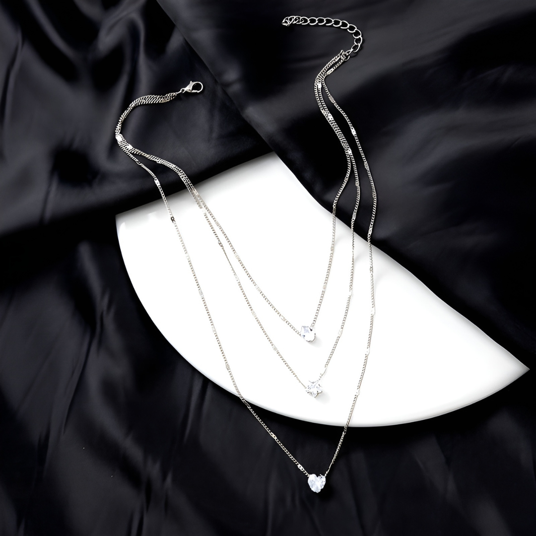 Joia feminina boémia dourada, colar versátil para adicionar elegância à moda. Ideal como presente.