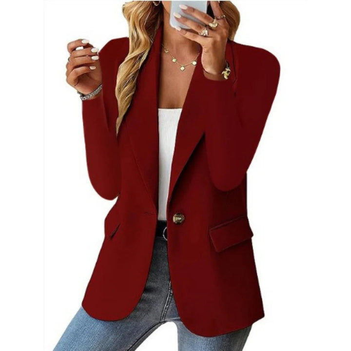 Blazer feminino elegante e confortável, essencial na moda feminina. Perfeito para todas ocasiões.