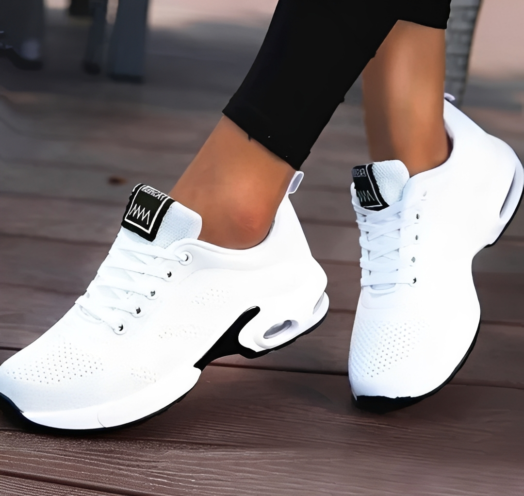 Sapatos femininos modernos e confortáveis para o dia a dia. Ideal para a moda casual de verão, com praticidade.