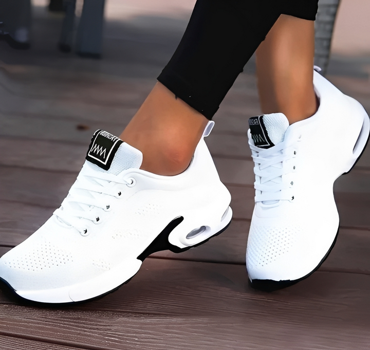 Sapatos femininos modernos e confortáveis para o dia a dia. Ideal para a moda casual de verão, com praticidade.