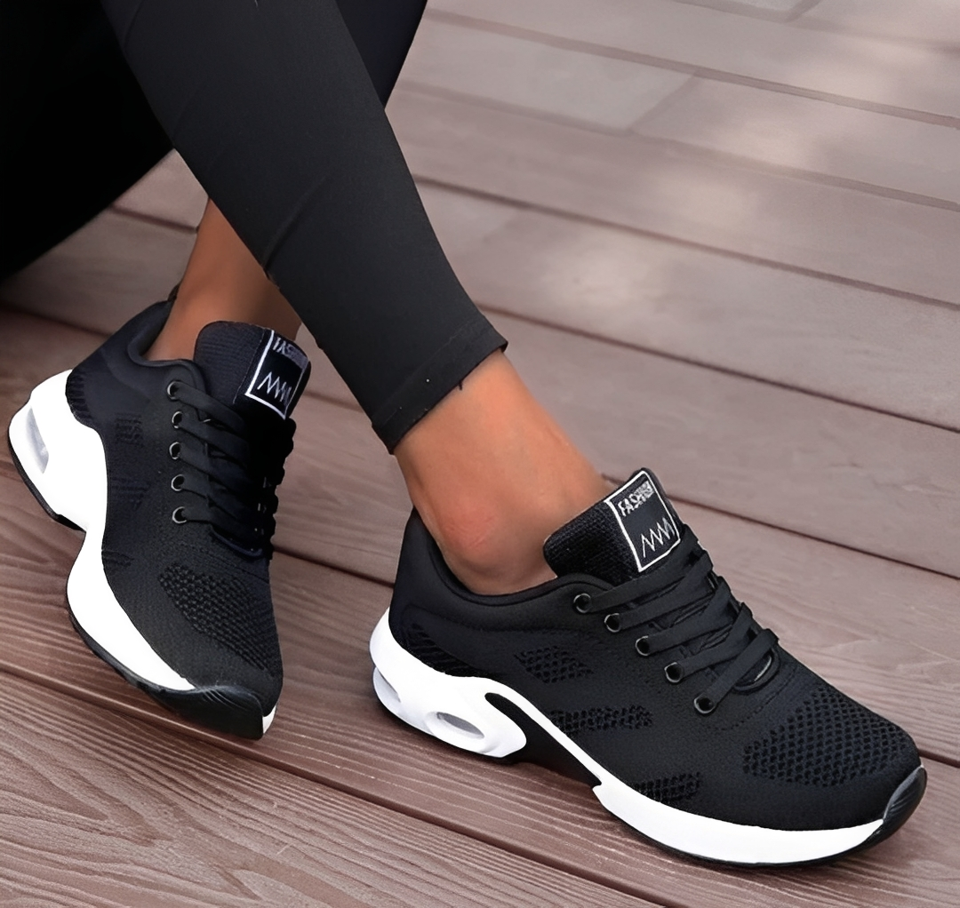 Sapatos femininos para o dia a dia: conforto e moda casual. Calçado moderno, prático e elegante para o verão.