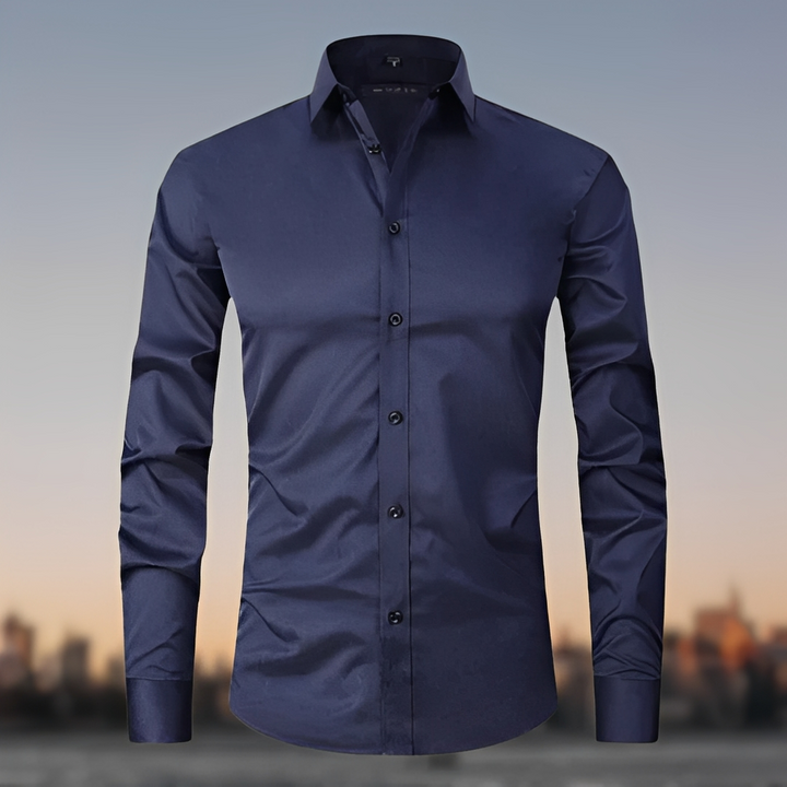 Camisa slim fit masculina, perfeita para um estilo elegante e moderno. Conforto e versatilidade em moda para homens.