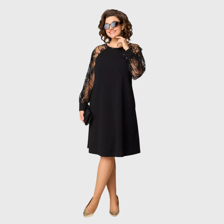 Vestido elegante preto de renda feminina com mangas longas, peça chave para moda festa.