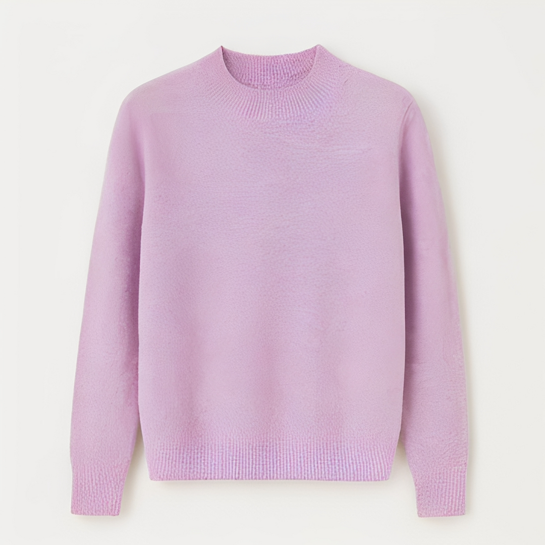 Blusão feminino confortável, em tecido macio, ideal para um visual casual e aquecido no inverno.