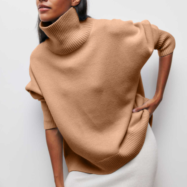 Pullover feminino de gola alta em um look casual chic de inverno. Versatilidade e elegância.