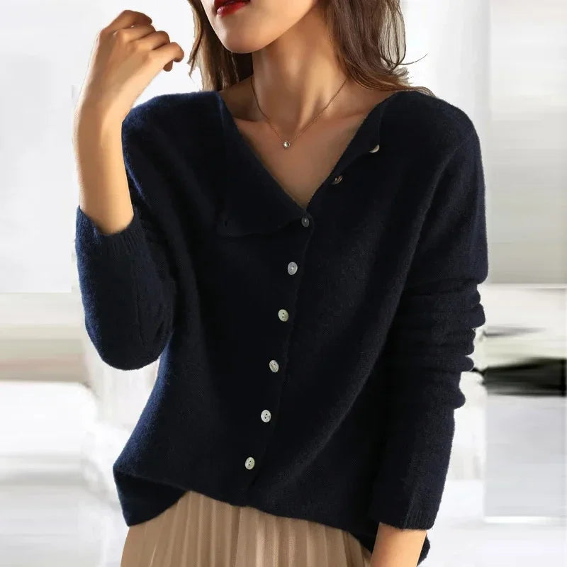 Agasalho feminino de malha confortável para outono/inverno. Estilo elegante e tendência com zíper lateral.