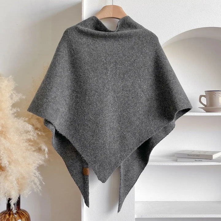 Cachecol de inverno para mulher, elegante e aconchegante, essencial para o frio.