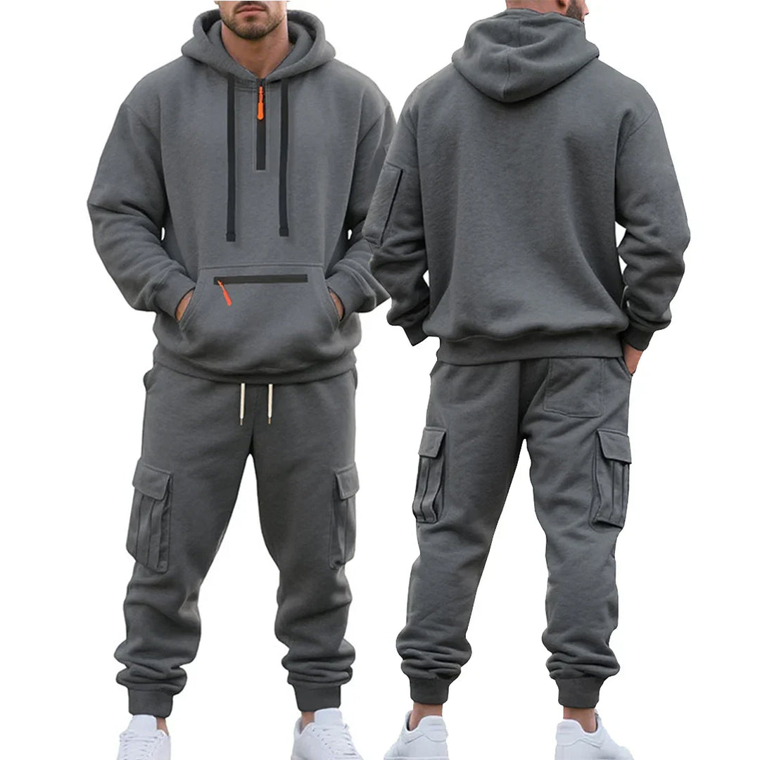 Conjunto desportivo masculino de inverno, agasalho com hoodie e calça para conforto e estilo casual em dias frios.