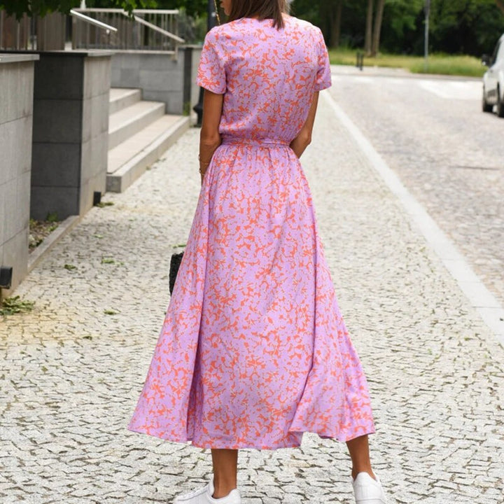 Vestido floral feminino estampado, elegante e confortável para primavera-verão.