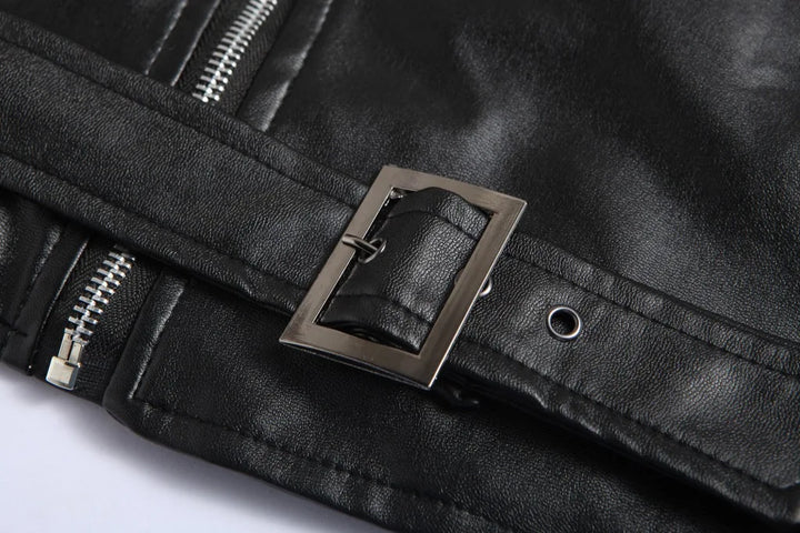 Jaqueta bomber masculina: design moderno e versátil, ideal para um guarda-roupa de outono/inverno sofisticado.