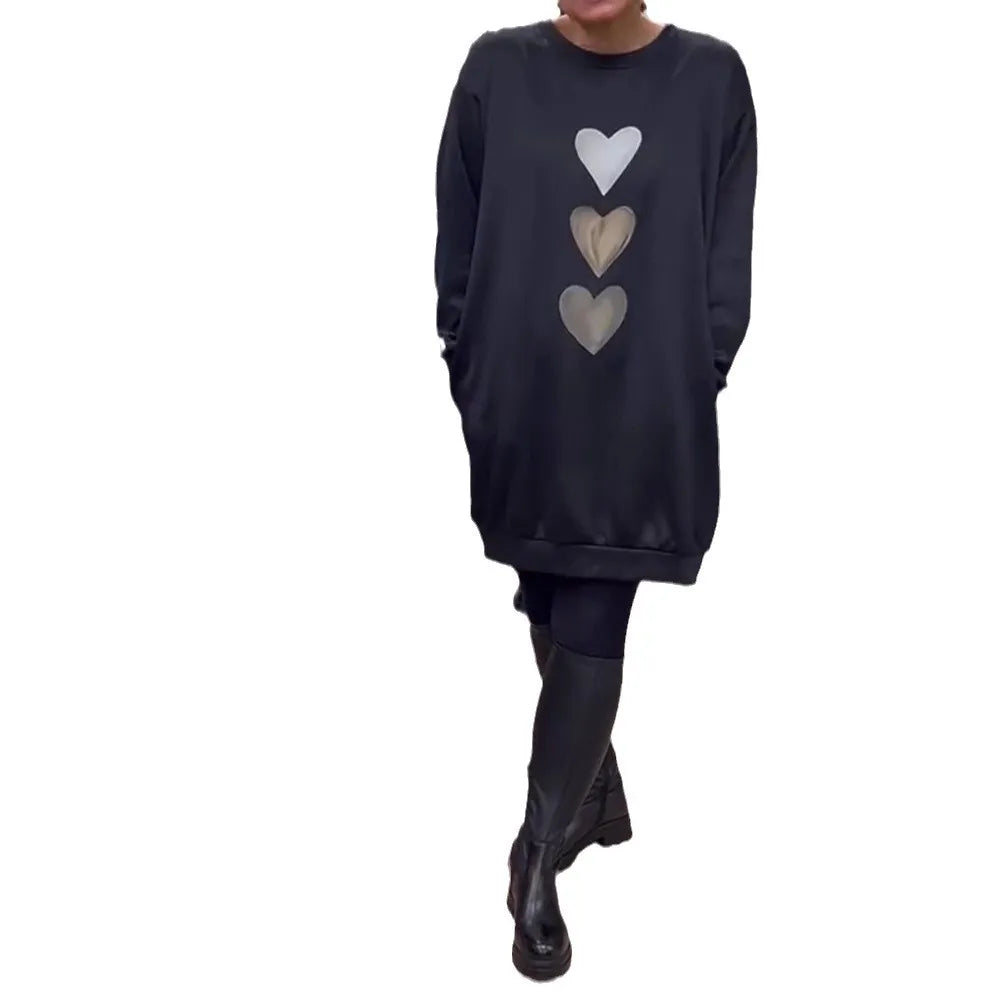 Camisola feminina preta Lovinda, versátil e confortável, com estilo para o dia a dia. Uma peça essencial de outono/inverno.