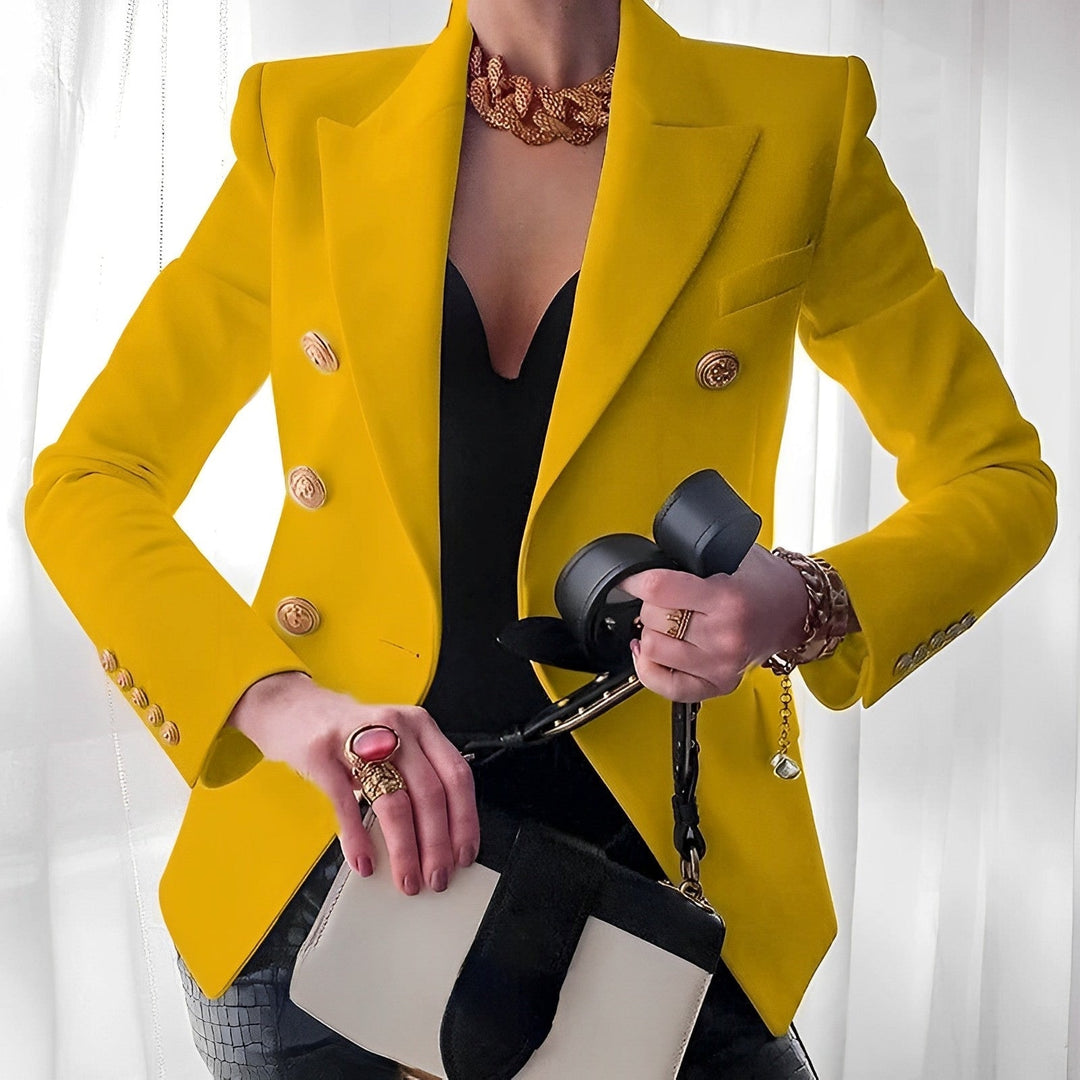 Blazer feminino versátil para o dia a dia, perfeito para um look casual chic ou formal no trabalho.