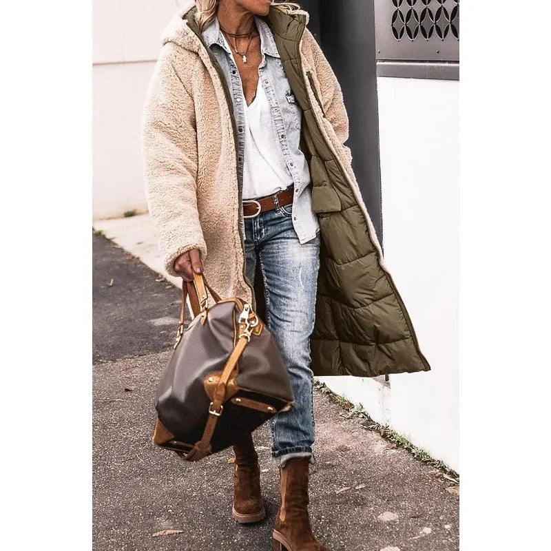 Casaco feminino Viviana, jaqueta de inverno com corte elegante e estilo sofisticado para a moda feminina.