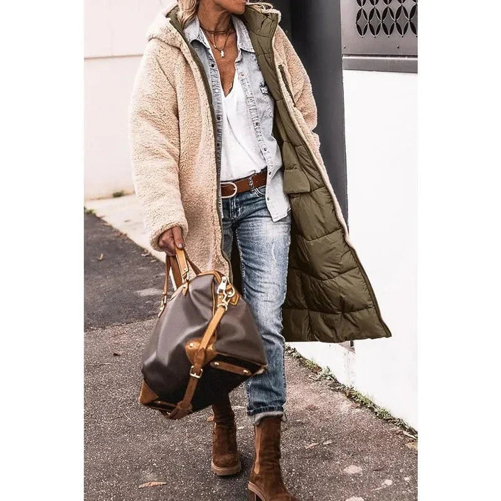 Casaco feminino Viviana, jaqueta de inverno com corte elegante e estilo sofisticado para a moda feminina.
