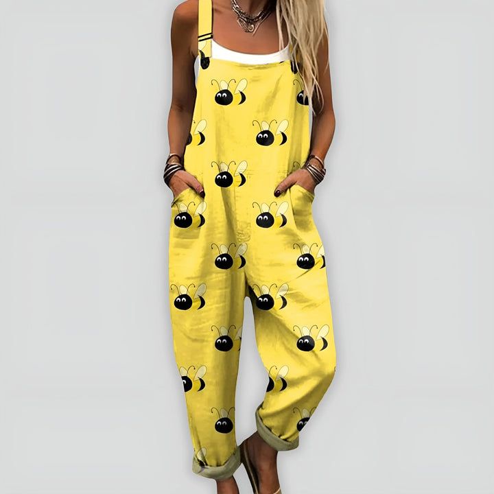 Macacão feminino estampado e solto, um clássico da moda. Conforto e estilo para dias quentes.
