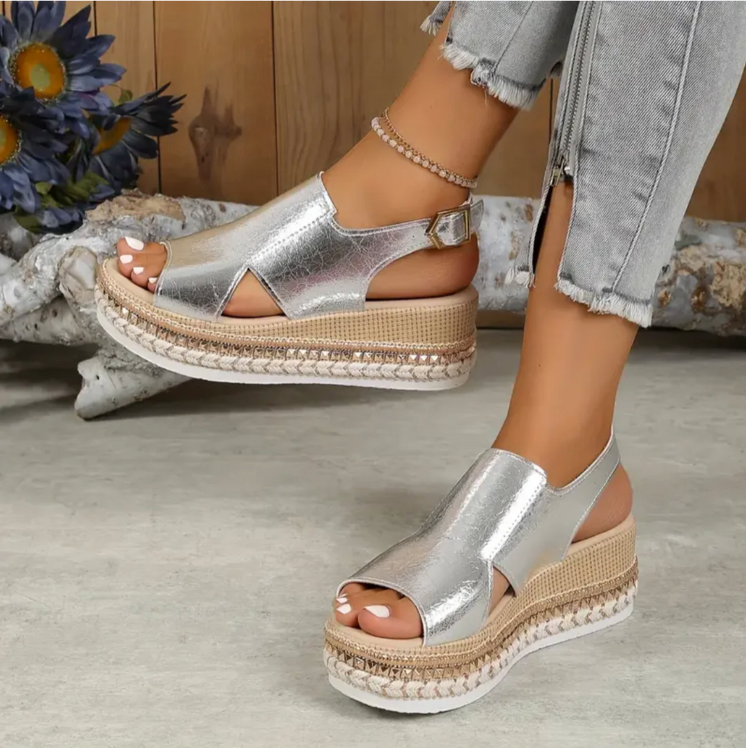 Sandálias femininas de plataforma para o verão, oferecendo conforto, suporte ortopédico e ajuste perfeito.